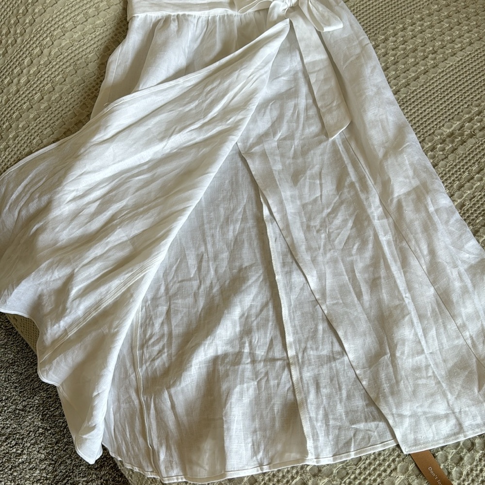 Reformation linen skirt - Picture 3 of 3